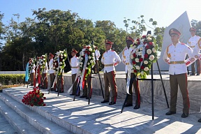 Honran en La Habana a los héroes de la Gran Guerra Patria Honran en La Habana a los héroes de la Gran Guerra Patria