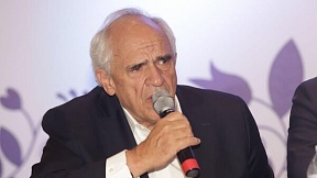 Samper: "La desdolarización sería una buena defensa ante la globalización unilateral de EEUU" Samper: "La desdolarización sería una buena defensa ante la globalización unilateral de EEUU"